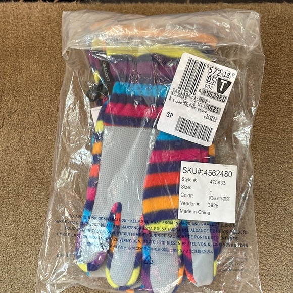 NWT - girl’s lands’ end fleece gloves - New - never worn - Picture 4 of 5